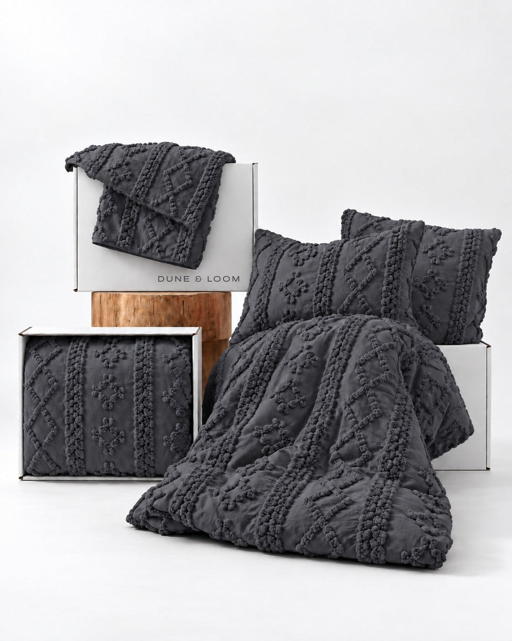 Tufted comforter detail, Dark Grey