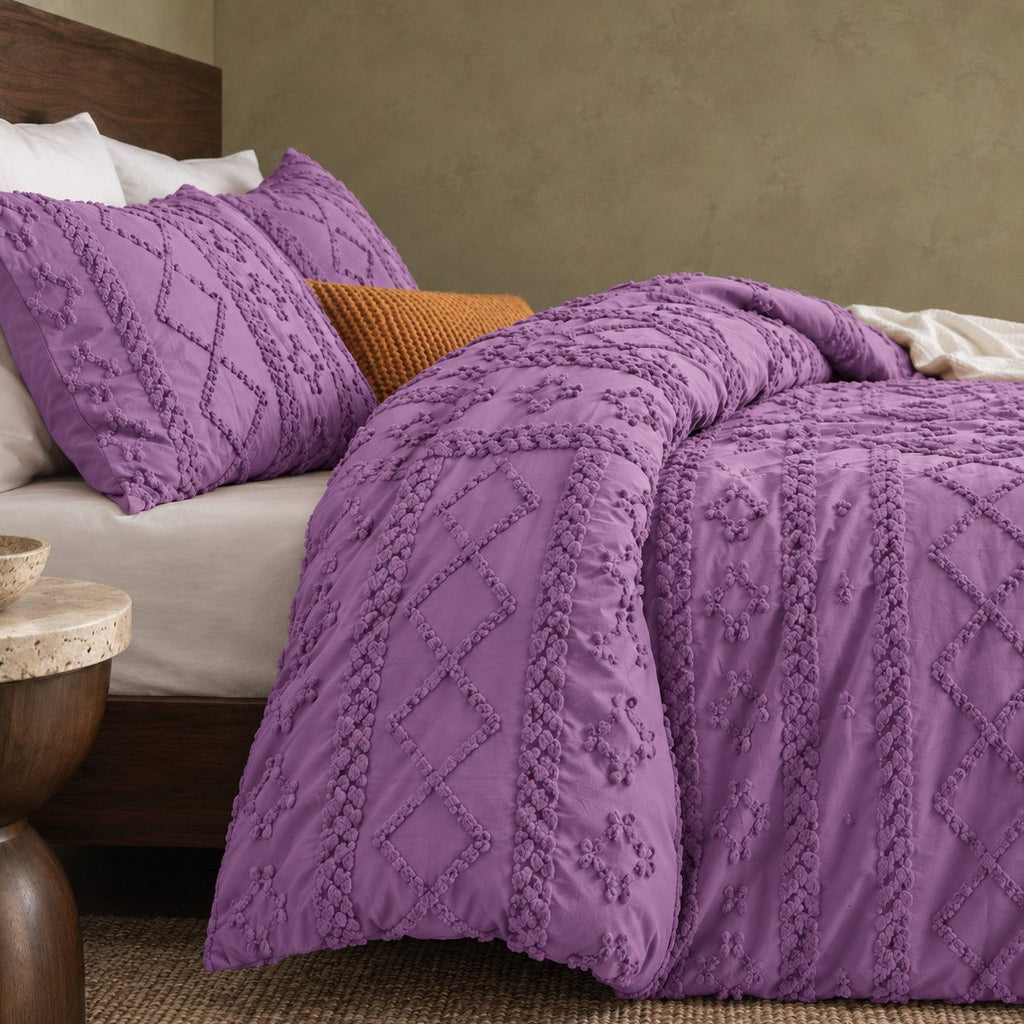 Tufted comforter detail, Purple